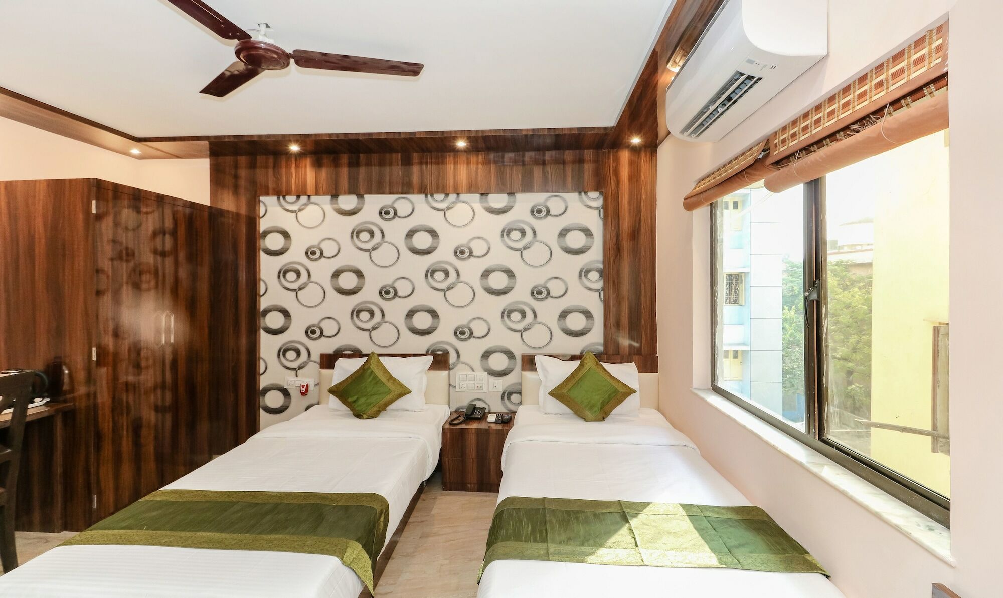 Treebo Trend Imperio Otel Kalküta Dış mekan fotoğraf